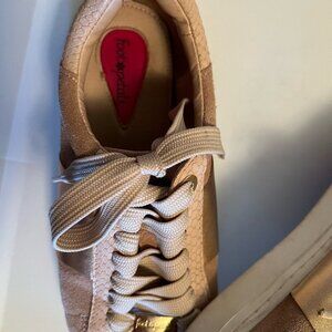 Foot Petals Pink Sneakers Size 8 Medium
